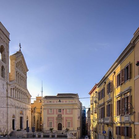 L'Arco Cagliari Bed & Breakfast ภายนอก รูปภาพ