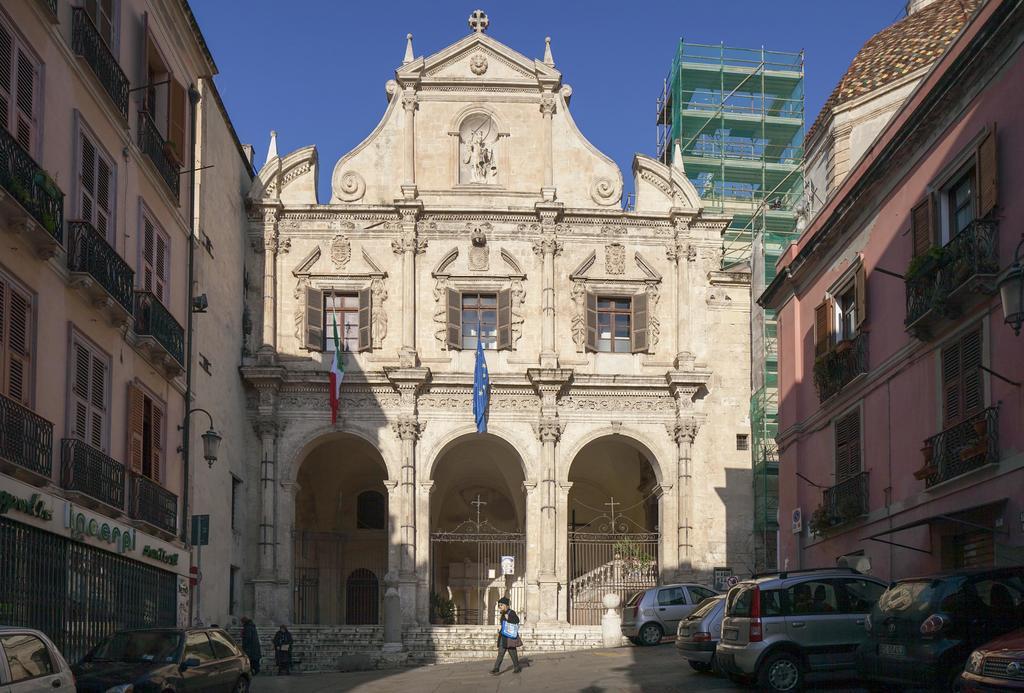 L'Arco Cagliari Bed & Breakfast ภายนอก รูปภาพ
