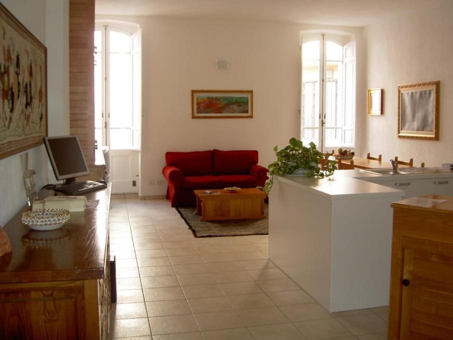 L'Arco Cagliari Bed & Breakfast ภายนอก รูปภาพ