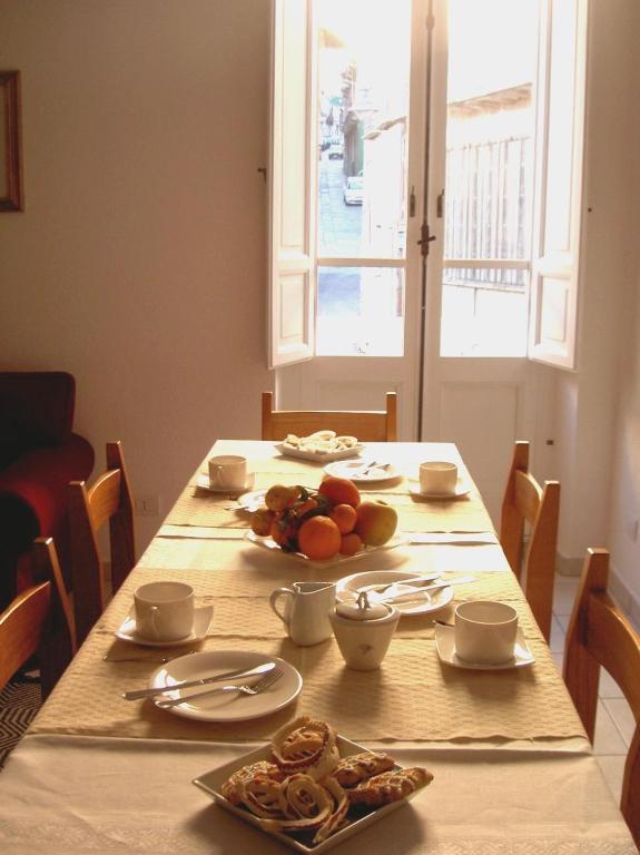 L'Arco Cagliari Bed & Breakfast ภายนอก รูปภาพ