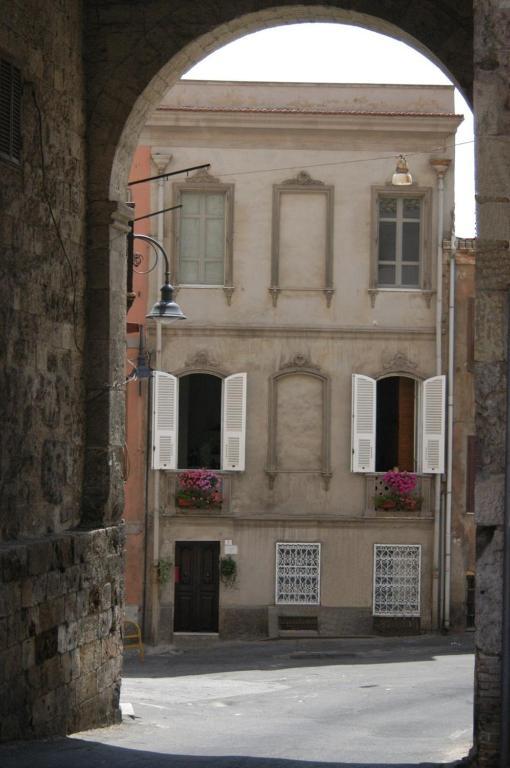 L'Arco Cagliari Bed & Breakfast ภายนอก รูปภาพ